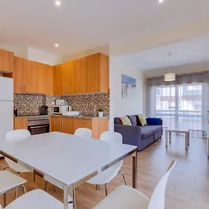 https://quarteira-mar-2br-250m-quarteira-beach.hotelaalgarve.com