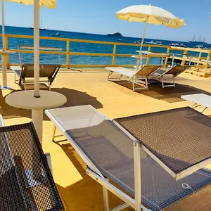 Apartahotel Sirina House, Taormina
